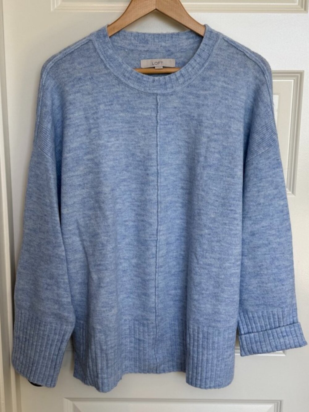 LOFT Heathered Light Blue Crewneck Seamed Sweater M